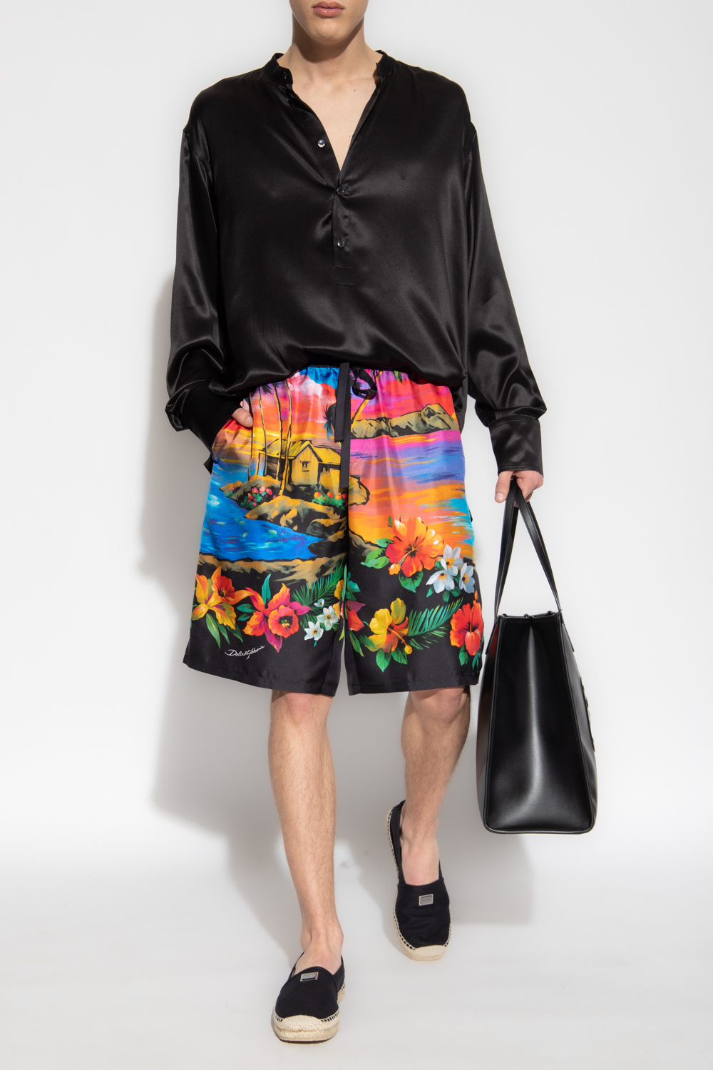【送料&関税込】Dolce & Gabbana Multicolor Silk Shorts Multicolour Silk shorts Dolce & Gabbana - dolce gabbana